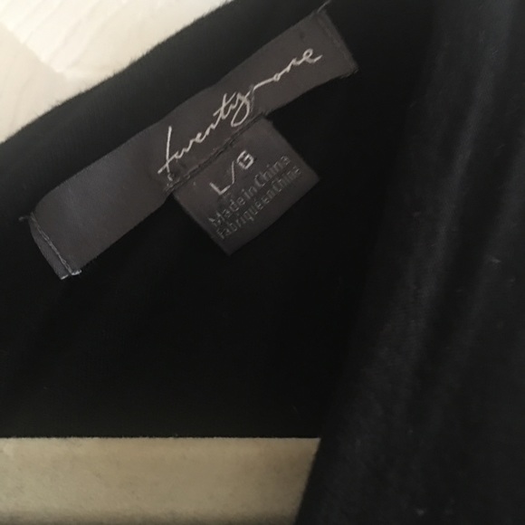 Sleeveless black and gray dress - Picture 5 of 5